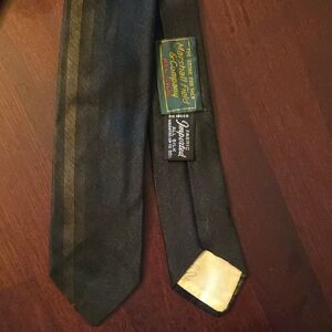 Vintage 1960s Marshall Field Silk SKINNY shimmer Tie 2.25 x 53 Gradient Shades